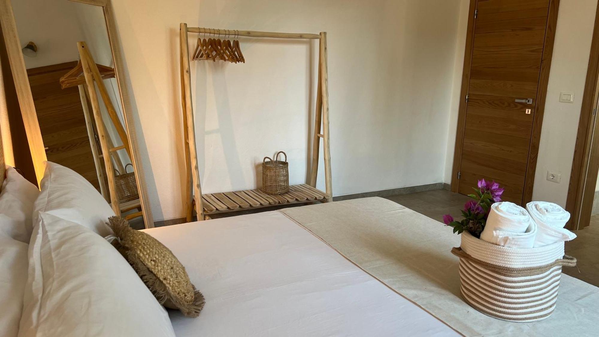 Il Mandorlo Bed and Breakfast Santa Teresa Gallura Eksteriør billede